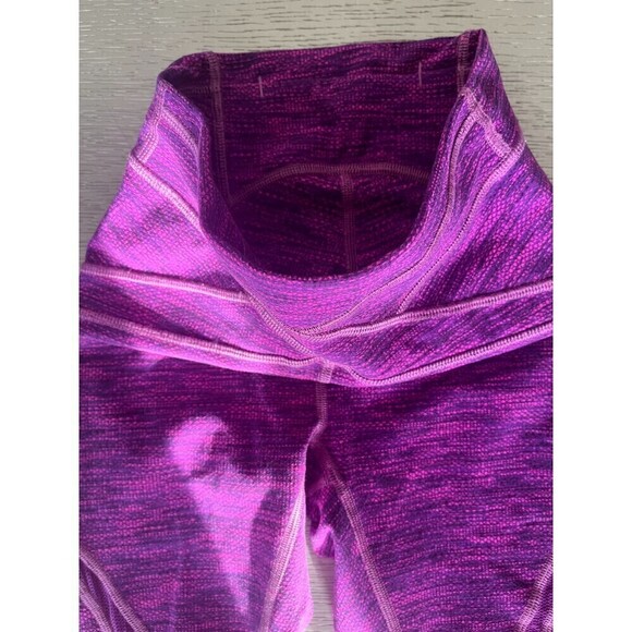 Lululemon Free Flow Crop Leggings Purple Diamond Jacquard Space Dye Size 2 New - Picture 2 of 5